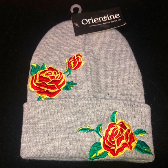 Rose women’s Winter hat - Picture 1 of 1